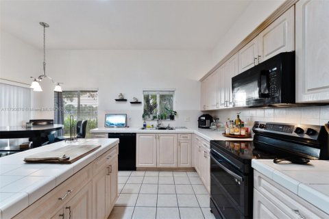 Touwnhouse à vendre à Homestead, Floride: 3 chambres, 179.49 m2 № 1946155 - photo 7
