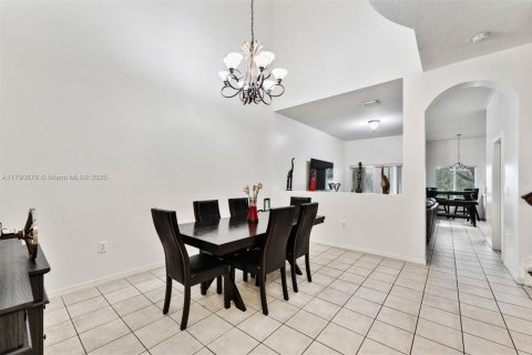 Touwnhouse à vendre à Homestead, Floride: 3 chambres, 179.49 m2 № 1946155 - photo 14