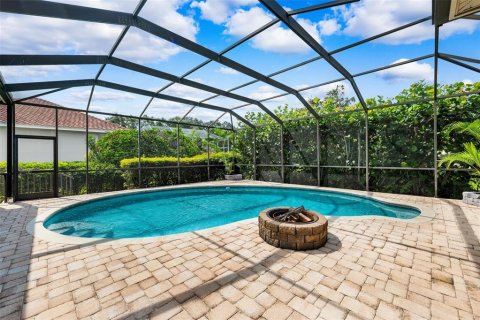 Casa en venta en Gulfport, Florida, 3 dormitorios, 256.41 m2 № 1765822 - foto 23