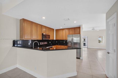 Townhouse in Pompano Beach, Florida 3 bedrooms, 210.7 sq.m. № 1921689 - photo 27