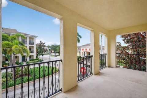 Townhouse in Pompano Beach, Florida 3 bedrooms, 210.7 sq.m. № 1921689 - photo 21