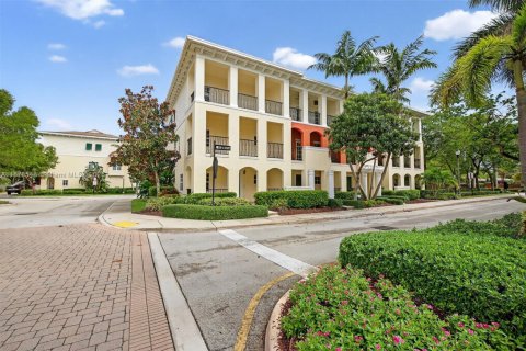 Townhouse in Pompano Beach, Florida 3 bedrooms, 210.7 sq.m. № 1921689 - photo 1