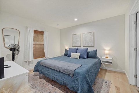 Casa en venta en Sarasota, Florida, 6 dormitorios, 301.84 m2 № 2266871 - foto 20