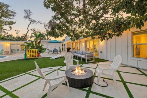 Casa en venta en Sarasota, Florida, 6 dormitorios, 301.84 m2 № 2266871 - foto 29