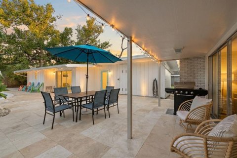 Casa en venta en Sarasota, Florida, 6 dormitorios, 301.84 m2 № 2266871 - foto 25