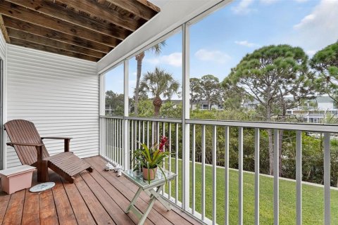 Townhouse in Seminole, Florida 3 bedrooms, 201.97 sq.m. № 2093091 - photo 14
