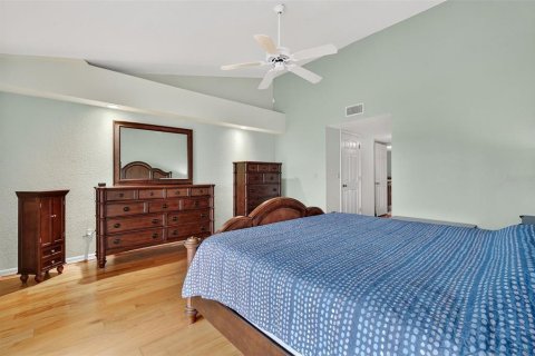 Townhouse in Seminole, Florida 3 bedrooms, 201.97 sq.m. № 2093091 - photo 20