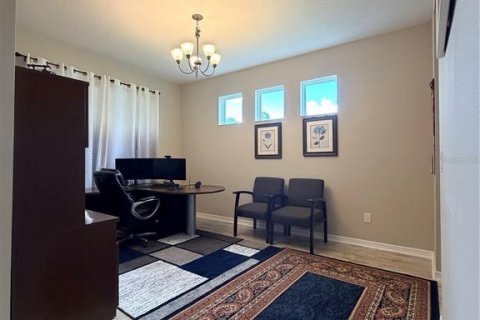 Villa ou maison à louer à DeBary, Floride: 5 chambres, 342.72 m2 № 2379605 - photo 9