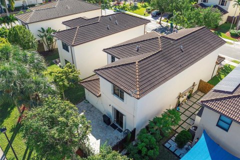 Casa en venta en Cutler Bay, Florida, 5 dormitorios, 271.65 m2 № 1973574 - foto 28