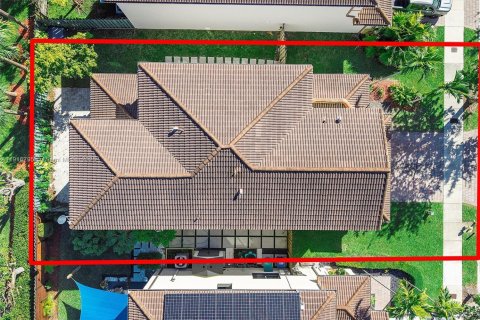 Casa en venta en Cutler Bay, Florida, 5 dormitorios, 271.65 m2 № 1973574 - foto 29
