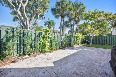 Casa en venta en Cutler Bay, Florida, 5 dormitorios, 271.65 m2 № 1973574 - foto 24