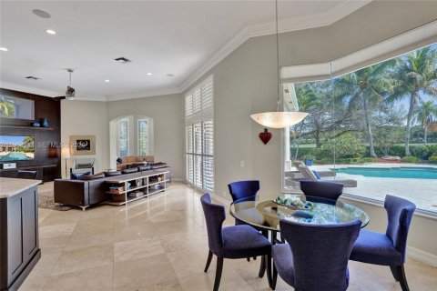 Купить виллу или дом в Уэстон, Флорида 5 спален, 516.82м2, № 2033939 - фото 15