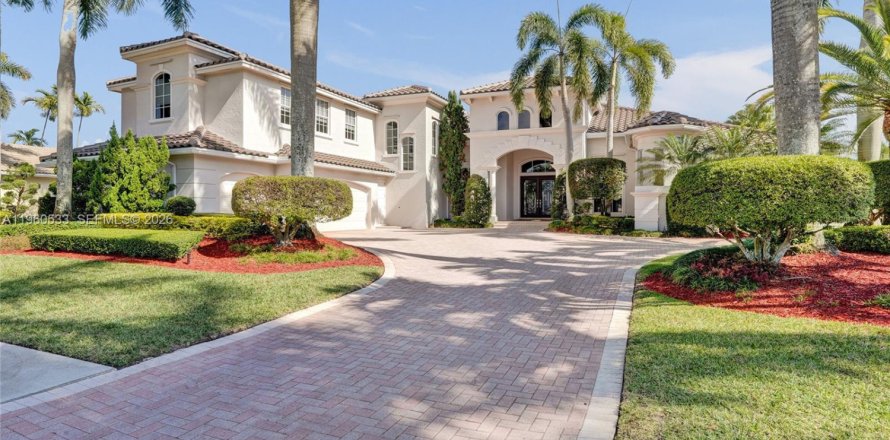 Дом в Уэстон, Флорида 5 спален, 516.82м2 № 2033939