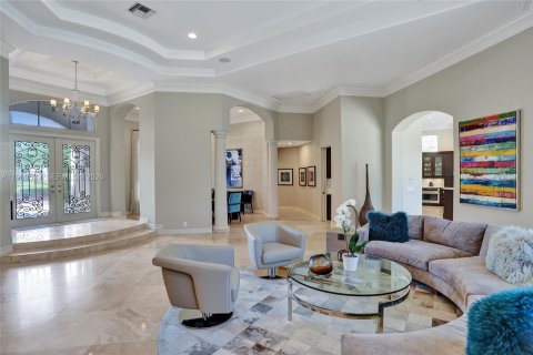 Купить виллу или дом в Уэстон, Флорида 5 спален, 516.82м2, № 2033939 - фото 7