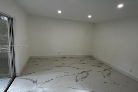 Villa ou maison à vendre à Plantation, Floride: 4 chambres, 181.72 m2 № 1964945 - photo 6