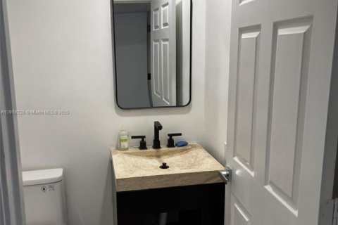 Villa ou maison à vendre à Plantation, Floride: 4 chambres, 181.72 m2 № 1964945 - photo 19