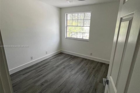 Villa ou maison à vendre à Plantation, Floride: 4 chambres, 181.72 m2 № 1964945 - photo 17