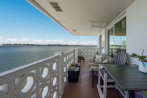 Condominio en venta en Sarasota, Florida, 2 dormitorios, 75.81 m2 № 1879745 - foto 2