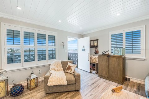 Condominio en venta en Sarasota, Florida, 2 dormitorios, 75.81 m2 № 1879745 - foto 5
