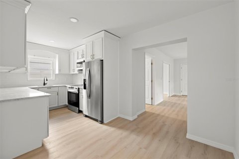 Villa ou maison à vendre à Saint Petersburg, Floride: 3 chambres, 128.02 m2 № 1835052 - photo 6