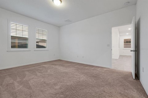 House in Minneola, Florida 4 bedrooms, 204.38 sq.m. № 2314349 - photo 16