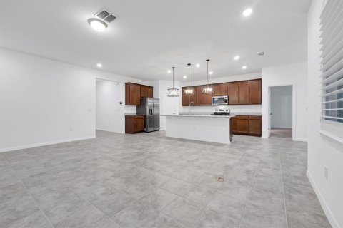 House in Minneola, Florida 4 bedrooms, 204.38 sq.m. № 2314349 - photo 9