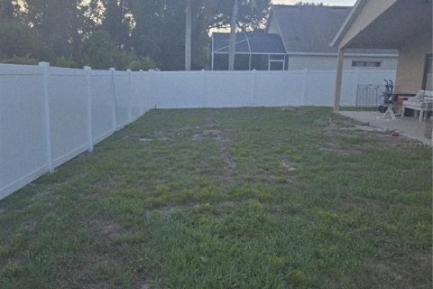 House in Oviedo, Florida 4 bedrooms, 215.72 sq.m. № 2208774 - photo 22