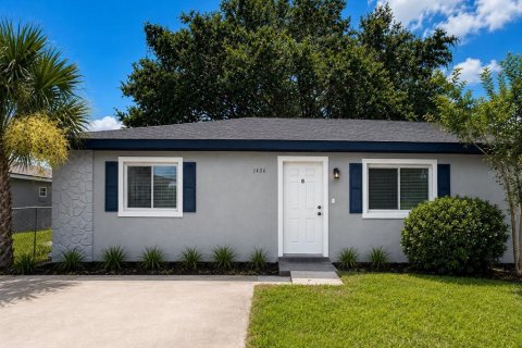 Appartement à Tavares, Floride 2 chambres, 83.61 m2 № 2386128