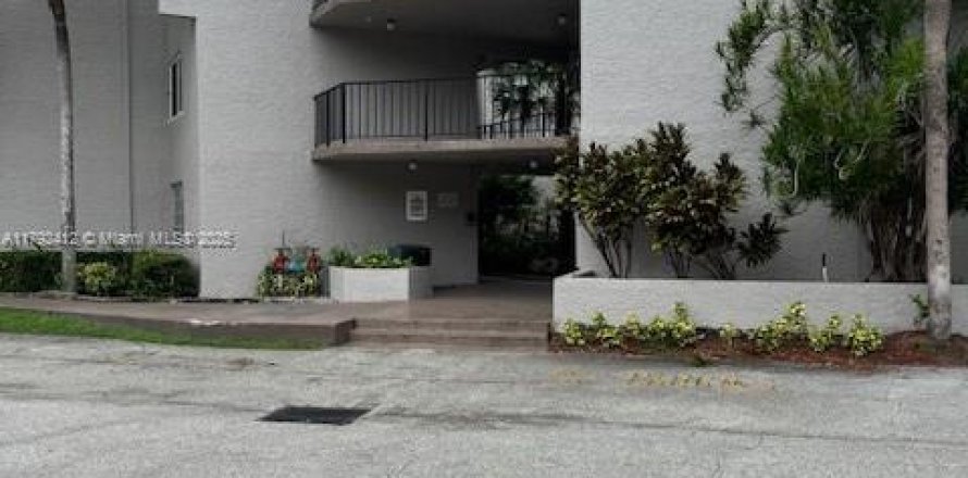 Condo à Coral Springs, Floride, 3 chambres № 1726624