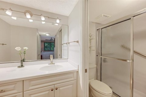 Copropriété à vendre à Sarasota, Floride: 2 chambres, 103.31 m2 № 2408148 - photo 13
