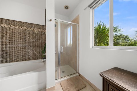 Casa en venta en Homestead, Florida, 4 dormitorios, 191.19 m2 № 1975291 - foto 30