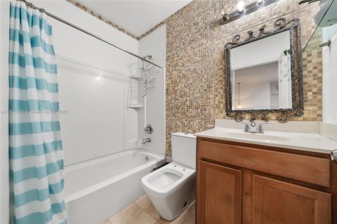 Casa en venta en Homestead, Florida, 4 dormitorios, 191.19 m2 № 1975291 - foto 25