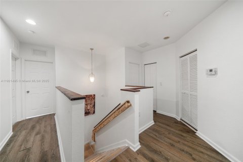 Casa en venta en Homestead, Florida, 4 dormitorios, 191.19 m2 № 1975291 - foto 21