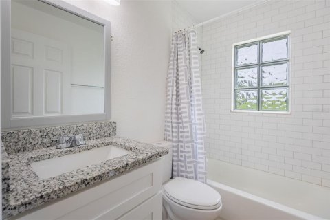Casa en alquiler en Haines City, Florida, 4 dormitorios, 96.62 m2 № 1775602 - foto 13