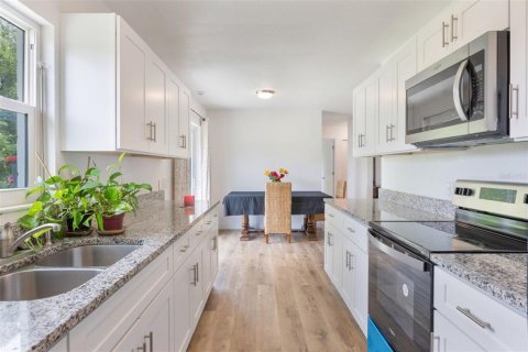Casa en alquiler en Haines City, Florida, 4 dormitorios, 96.62 m2 № 1775602 - foto 7