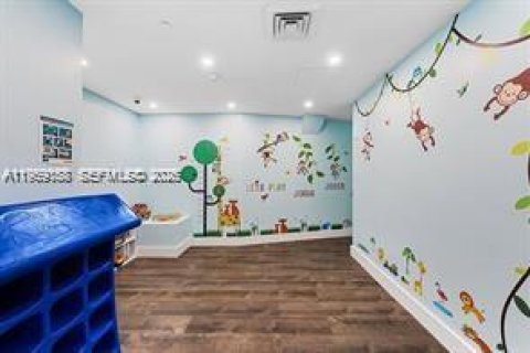 Condominio en venta en Miami, Florida, 2 dormitorios, 102.29 m2 № 2030009 - foto 26