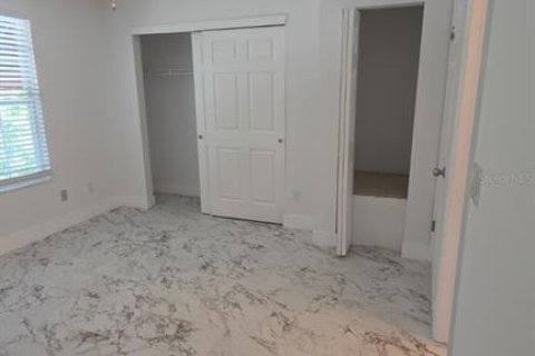 Touwnhouse à louer à Tampa, Floride: 2 chambres, 101.64 m2 № 2383508 - photo 28