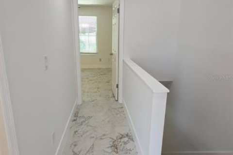 Touwnhouse à louer à Tampa, Floride: 2 chambres, 101.64 m2 № 2383508 - photo 26