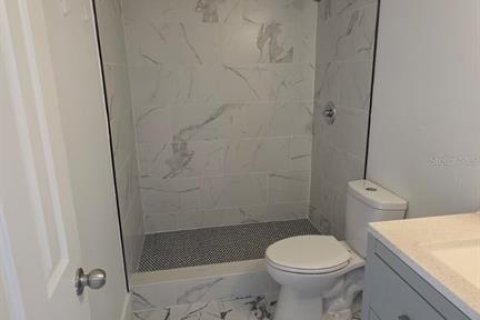 Touwnhouse à louer à Tampa, Floride: 2 chambres, 101.64 m2 № 2383508 - photo 24