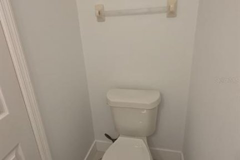Touwnhouse à louer à Tampa, Floride: 2 chambres, 101.64 m2 № 2383508 - photo 19