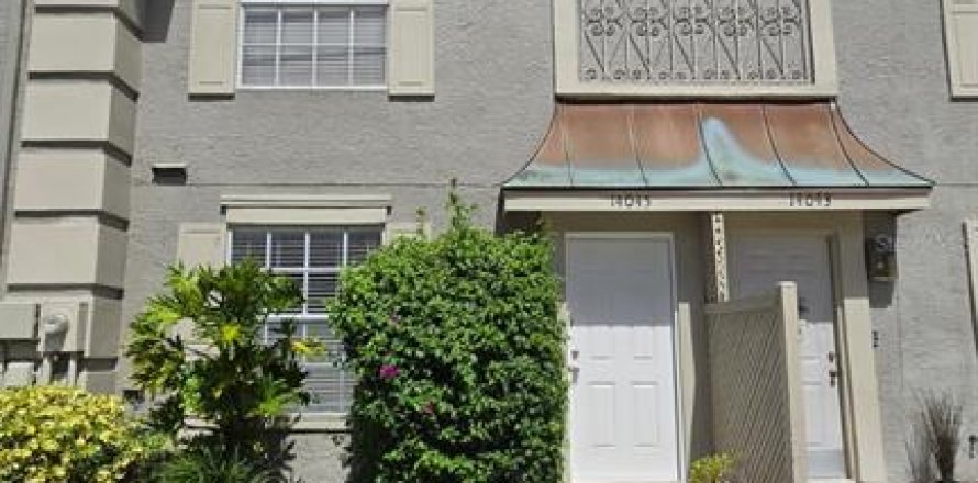 Touwnhouse à Tampa, Floride 2 chambres, 101.64 m2 № 2383508