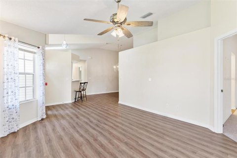 Casa en venta en Leesburg, Florida, 2 dormitorios, 120.12 m2 № 1740687 - foto 7