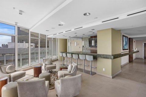 Condo in Saint Petersburg, Florida, 1 bedroom  № 2128239 - photo 30