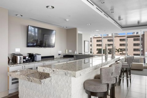Condo in Saint Petersburg, Florida, 1 bedroom  № 2128239 - photo 27
