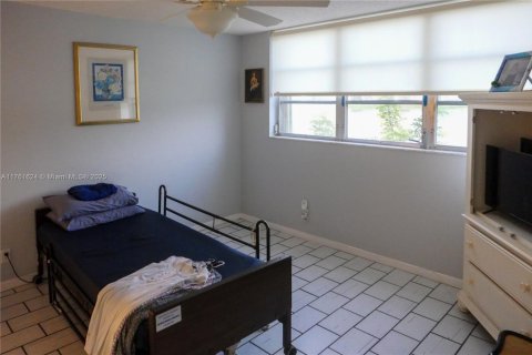 Condominio en venta en Pembroke Pines, Florida, 2 dormitorios, 108.7 m2 № 1871957 - foto 15
