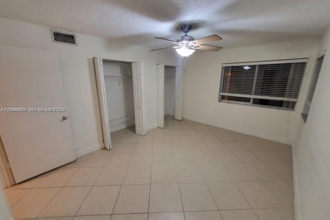 Copropriété à louer à Plantation, Floride: 1 chambre, 68.19 m2 № 2248603 - photo 12