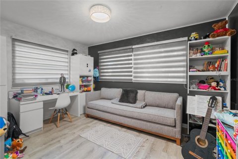Casa en venta en Clearwater, Florida, 3 dormitorios, 184.97 m2 № 1856116 - foto 19
