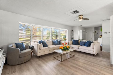 Casa en venta en Clearwater, Florida, 3 dormitorios, 184.97 m2 № 1856116 - foto 4