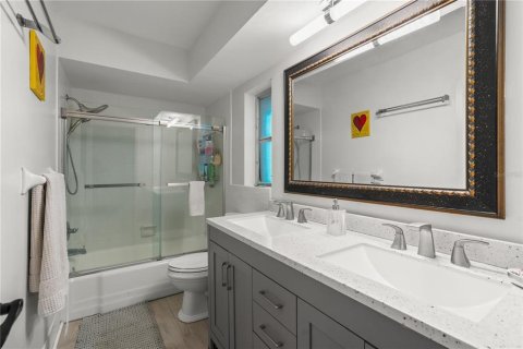 Casa en venta en Clearwater, Florida, 3 dormitorios, 184.97 m2 № 1856116 - foto 20
