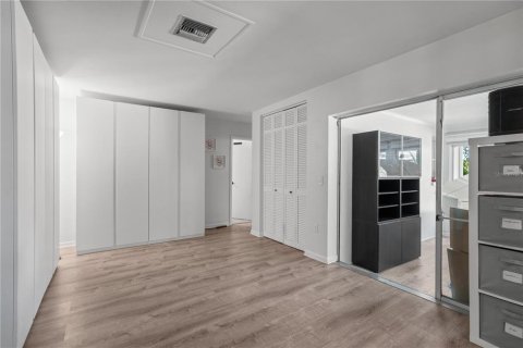 Casa en venta en Clearwater, Florida, 3 dormitorios, 184.97 m2 № 1856116 - foto 14